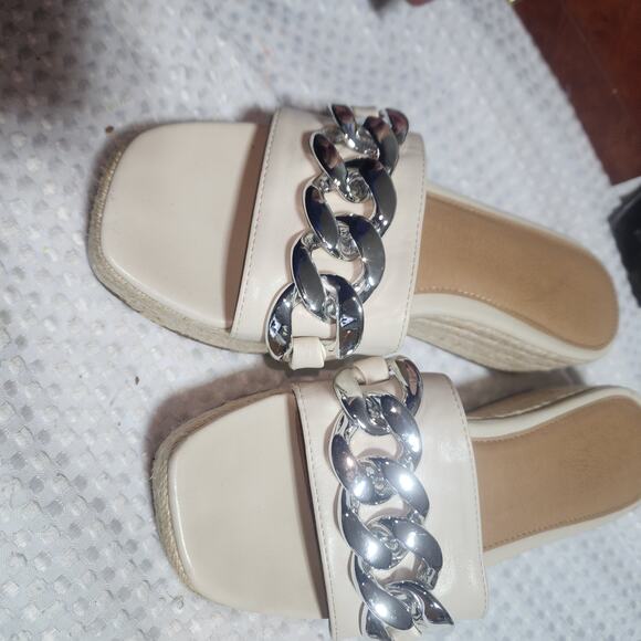 MADDEN NYC EUC WOMENS SZ 9 SLIPON CHAIN ESPADRILLES SANDALS - Picture 10 of 10